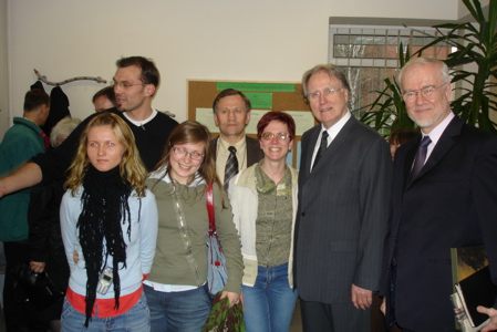 General Conference president J.Paulsen meets church members in Lithuania (From right: TED president Bertil Wiklander, GC president Jan Paulsen)