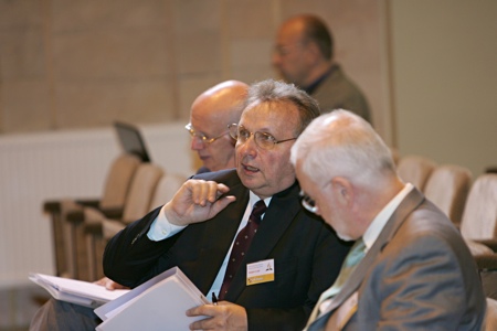 Baltic Union Conference Constituency meeting [Rīga, Latvia] 2009.06.04. From the left: Paul Clee (field secretary of the Trans–Europeand Division), Valdis Zilgalvis (president of the Baltic Union Conference) and Bertil Wiklander (president of the Trans–Europeand Division).