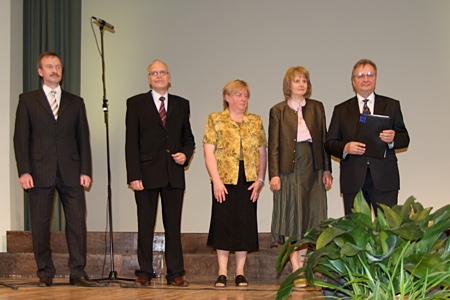 Newly elected Baltic Union Conference leaders with their souses. From the left: Zigurds Laudurgs (treasurer), Andrejs Āriņš (union secretary) and Antra Āriņa, Ruta Zilgalve (Women and Children ministries, Shepherdess International department) and Valdis Zilgalvis (president). Closing worship service of Baltic Union Conference Constituency meeting [Rīga, Latvia] 2009.06.06.